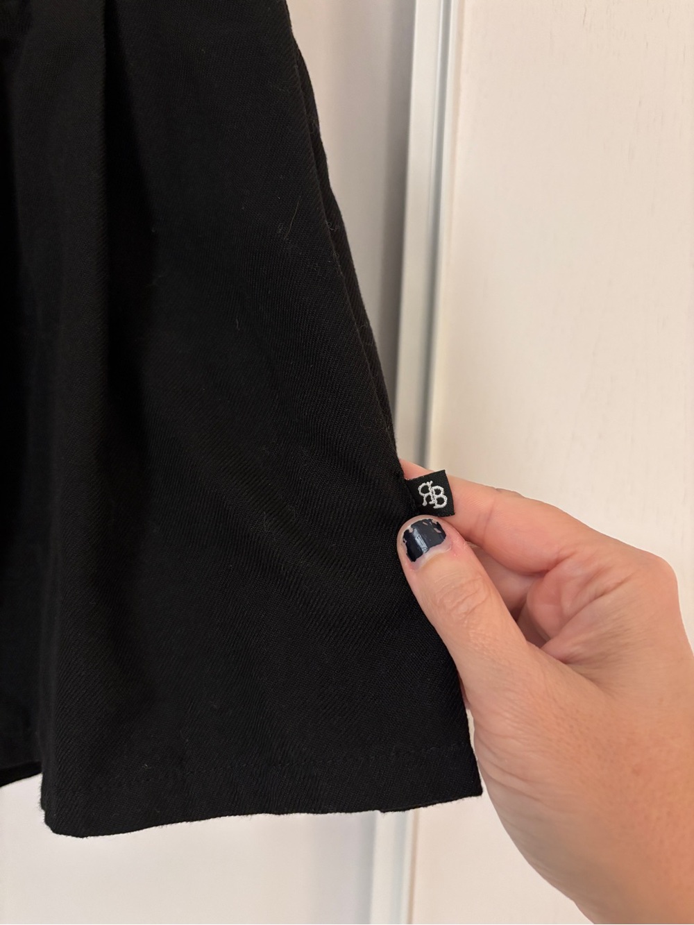 Royal Bones Y2K Emo Mini Skirt Size Large Black Pleated Chain Faux Leather Logo - Picture 3 of 10